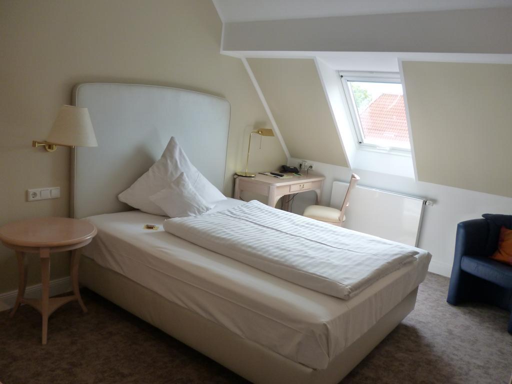 Hotel Goedecke Sarstedt Kültér fotó